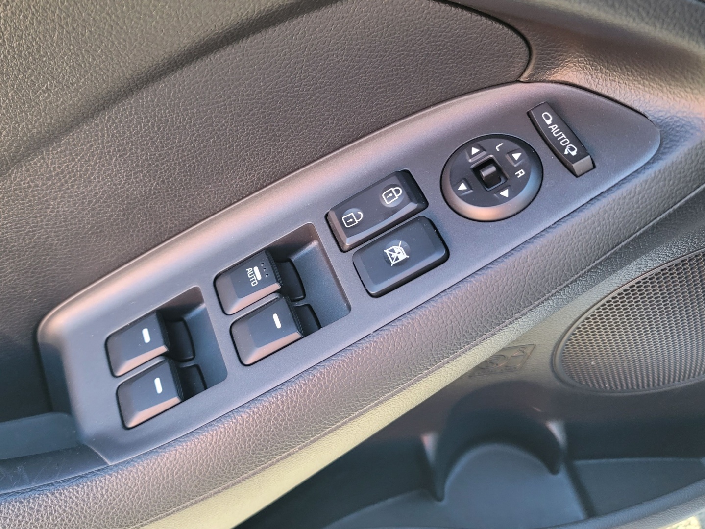 b5d82e9a839a99a3a680c030d06e50d5_1761616344_9927.jpg b5d82e9a839a99a3a680c030d06e50d5_1761616344_9927.jpg