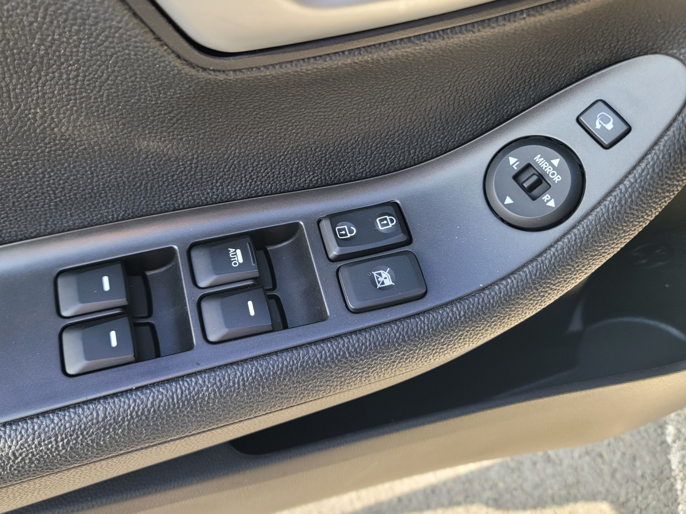 3683b9b0f3f6e6adae415e78893097b3_1764215587_5648.jpg 3683b9b0f3f6e6adae415e78893097b3_1764215587_5648.jpg