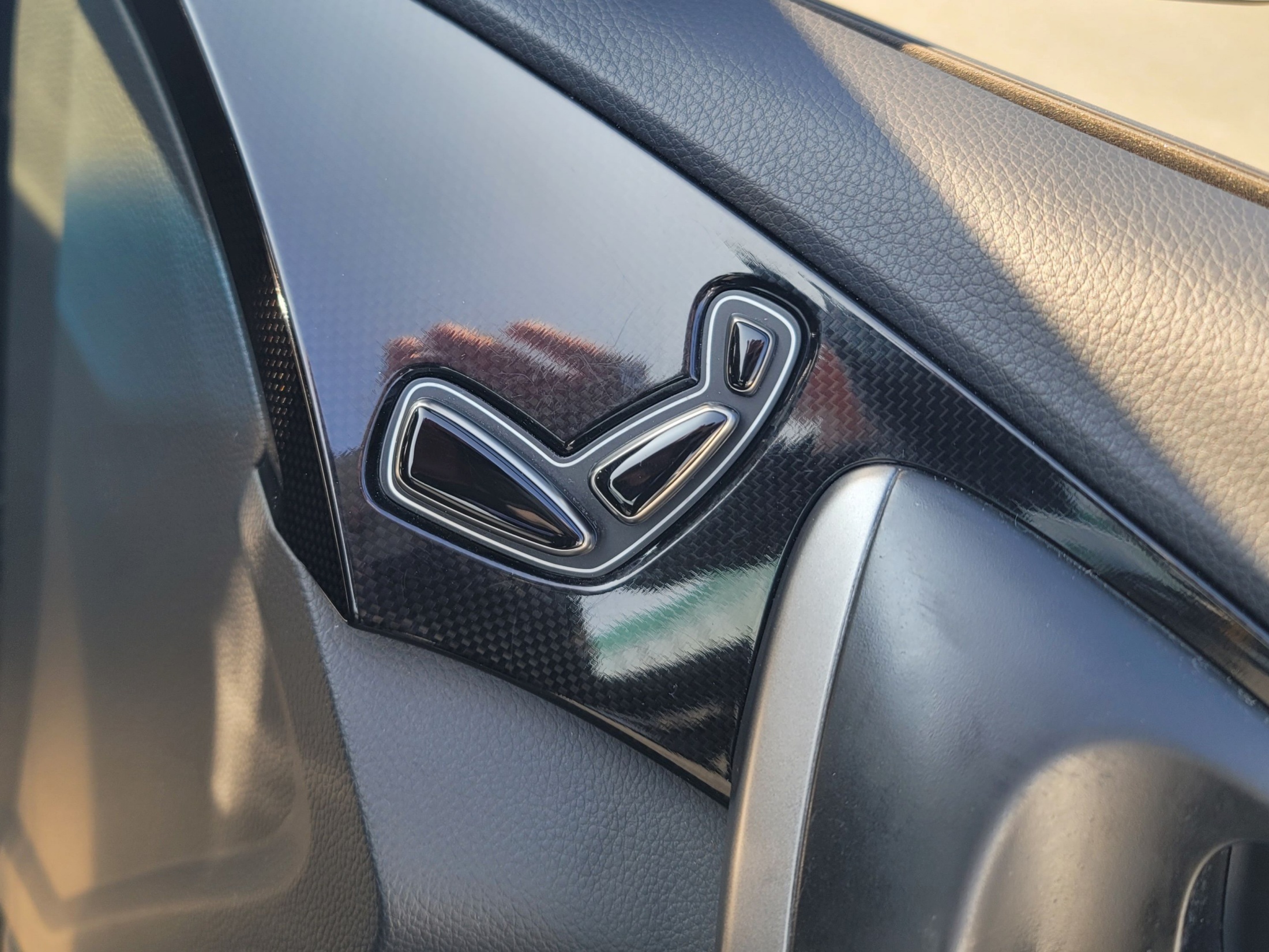 806992446c0c64d8fb20e4b2b9a021b9_1763624855_0205.jpg 806992446c0c64d8fb20e4b2b9a021b9_1763624855_0205.jpg