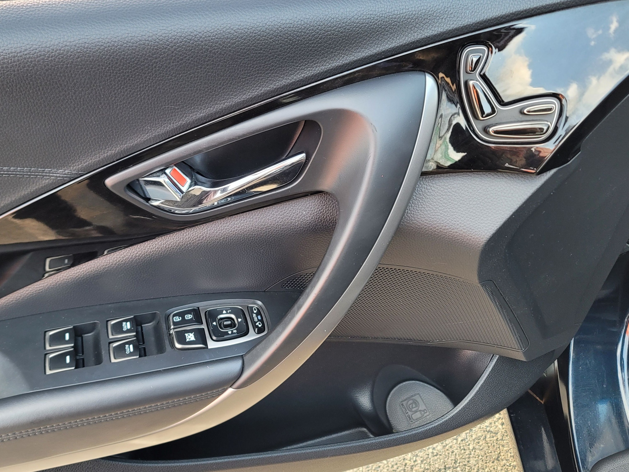 62062cb9555f84e6d4feed3bb154d241_1765512658_0443.jpg 62062cb9555f84e6d4feed3bb154d241_1765512658_0443.jpg