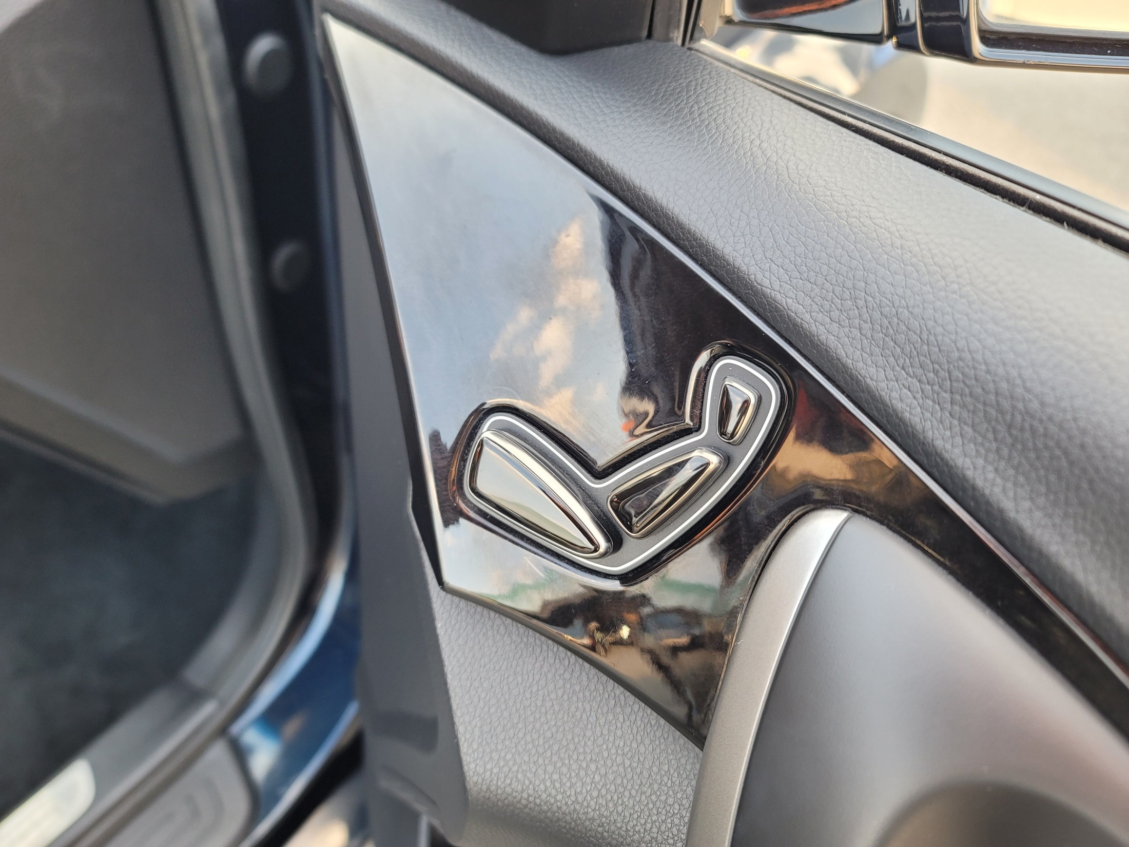 62062cb9555f84e6d4feed3bb154d241_1765512659_6071.jpg 62062cb9555f84e6d4feed3bb154d241_1765512659_6071.jpg