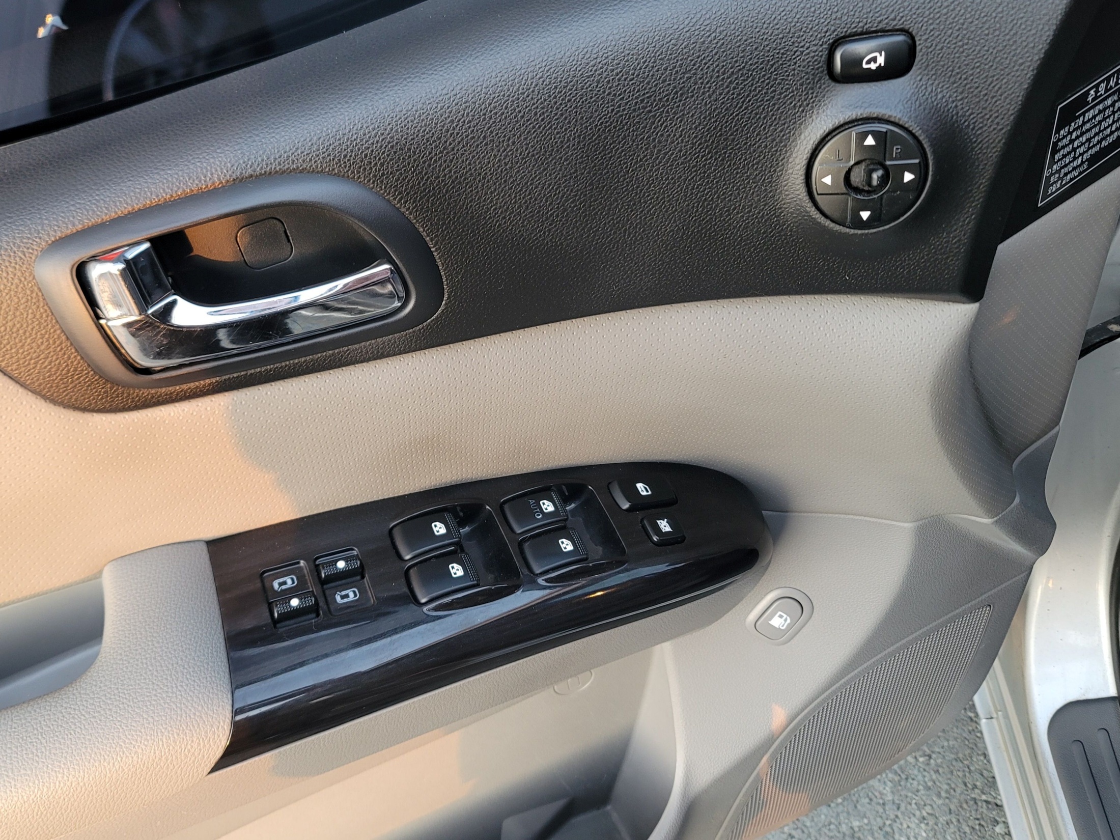 ce929236ddd239ca7c9c2dd877fde95f_1765352952_0745.jpg ce929236ddd239ca7c9c2dd877fde95f_1765352952_0745.jpg